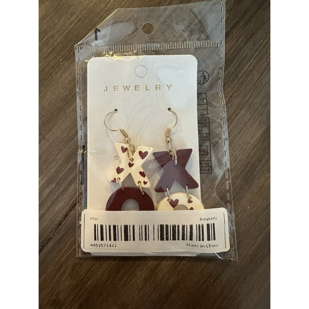 Valentine's Day Women’s Earrings Dark Red Gold Accents Dangle Earrings New NWT